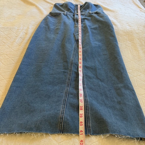 Sincerely Jules Denim Strapless Midi Dress Back Slit Size Medium NWT - Picture 13 of 13